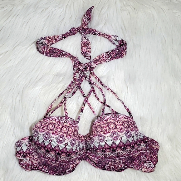 Ambrielle swim top - Picture 3 of 10